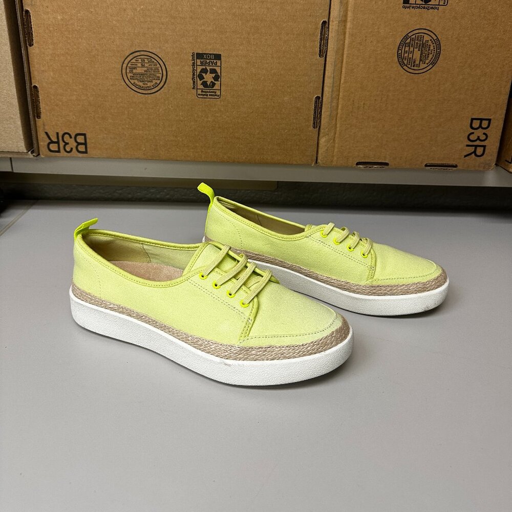 Vionic Jovie sneaker - lime green - size 6.5